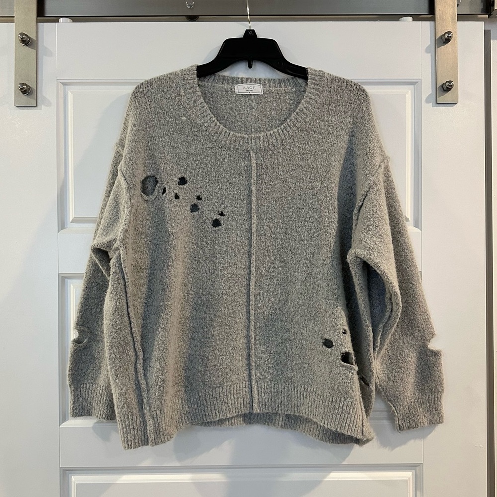 Sage the Label Gray Distressed Sweater (Size M)